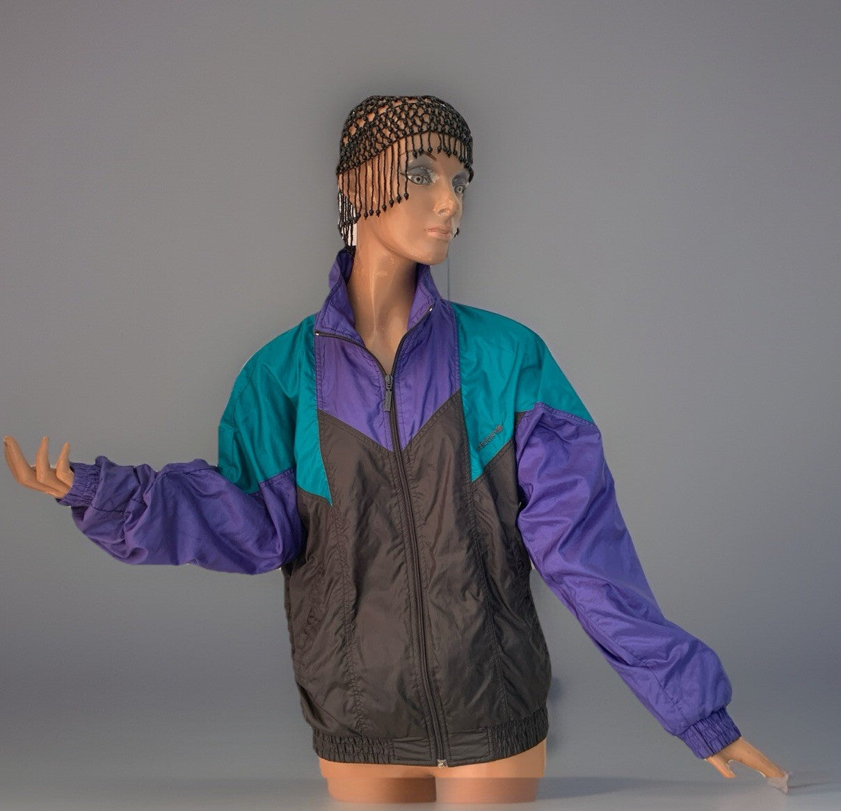 adidas-vintage-windbreaker-front