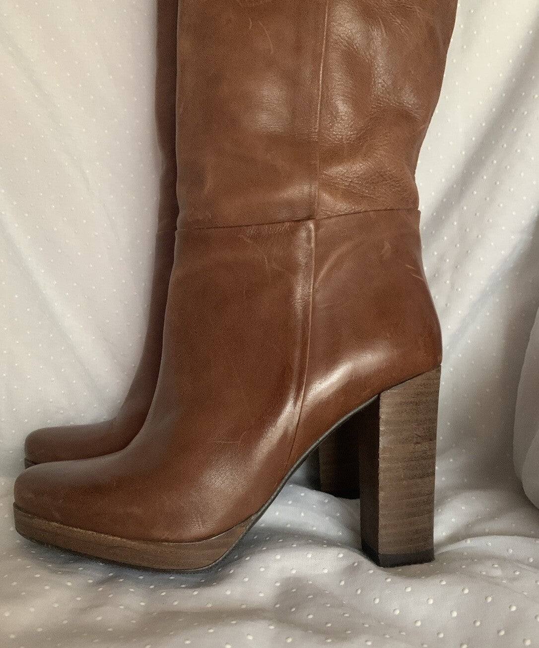 Detailansicht Blockabsatz Belmondo Damenstiefel aus braunem Echtleder