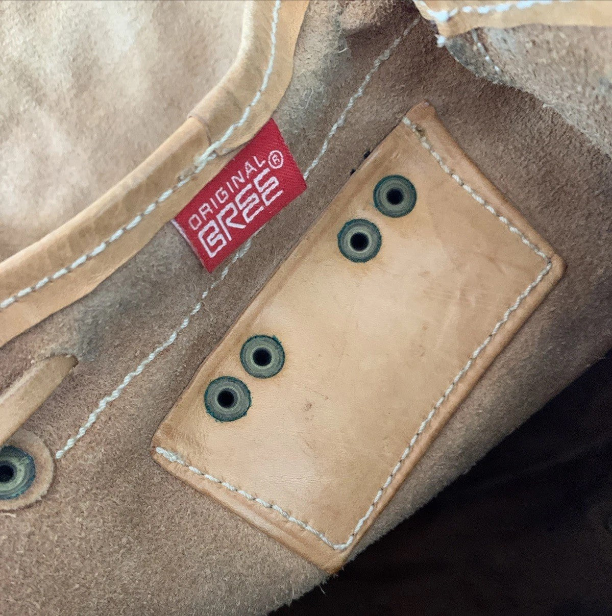 bree-vintage-rucksack-logo label