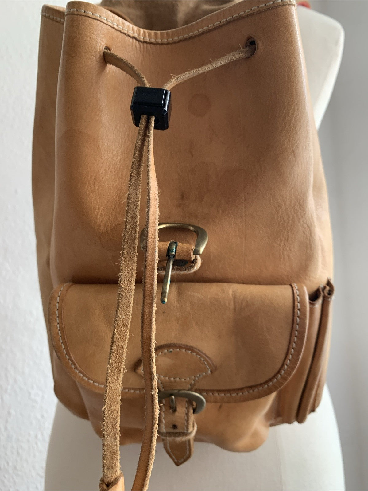 bree-vintage-rucksack-verschluss zugband