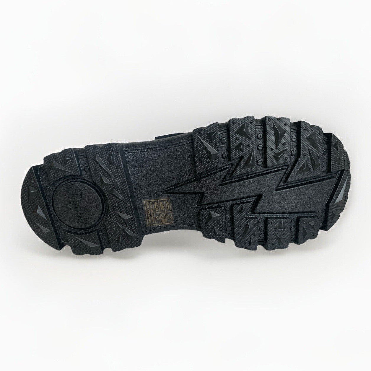 Detail des chunky Sohlenprofils der Buffalo Aspha Sandalen