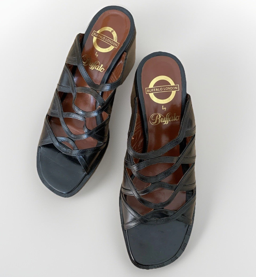 Buffalo Plateau-Sandalen Paaransicht