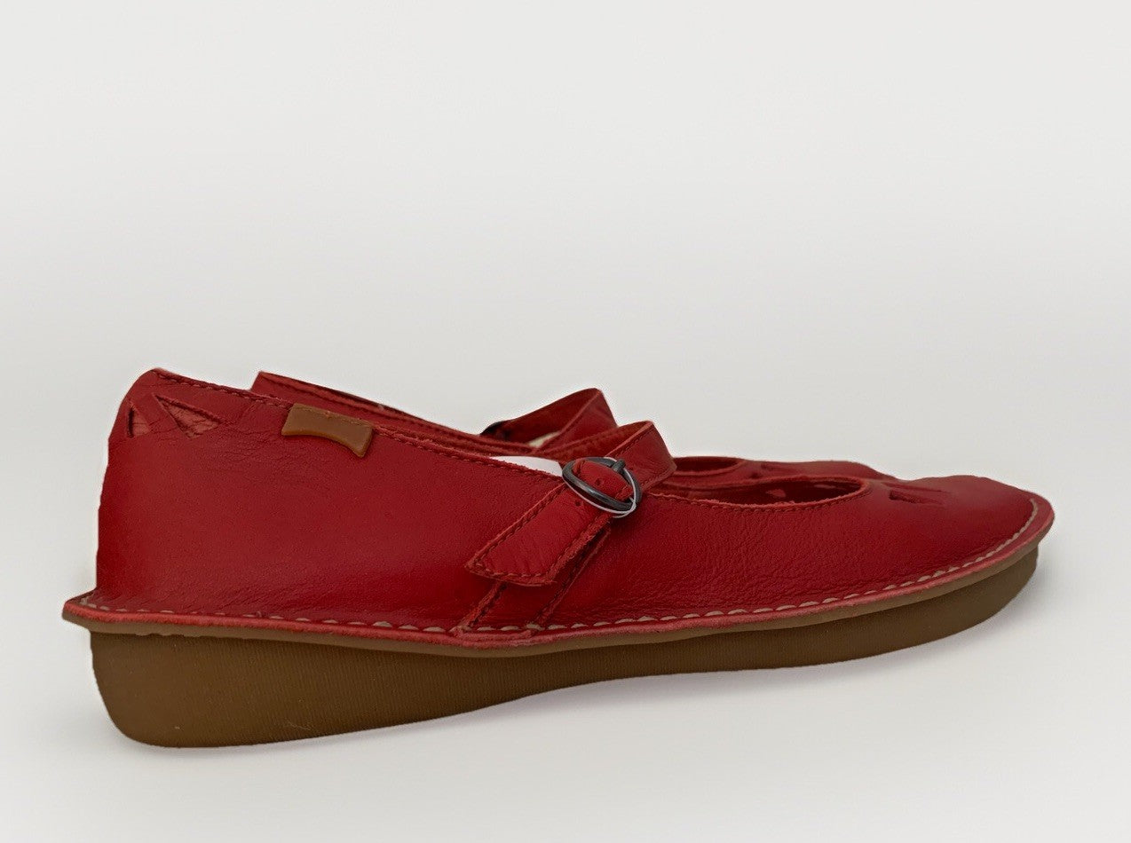 Camper Mary Jane Ballerina Damen rot – seitliche Ansicht flacher Lederschuh