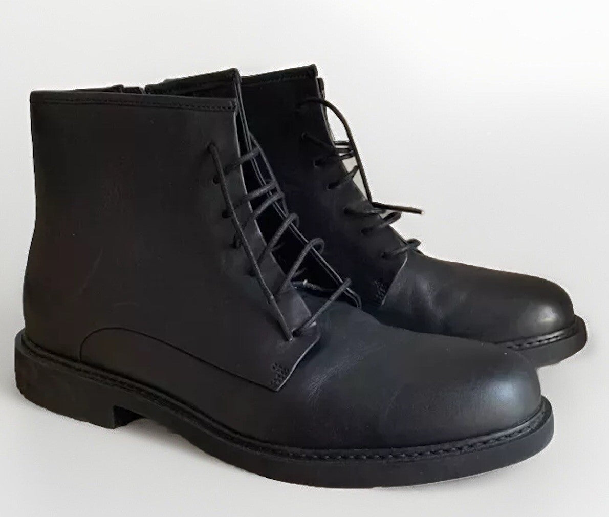 camper-neuman-boots-schwarz-seitlich2