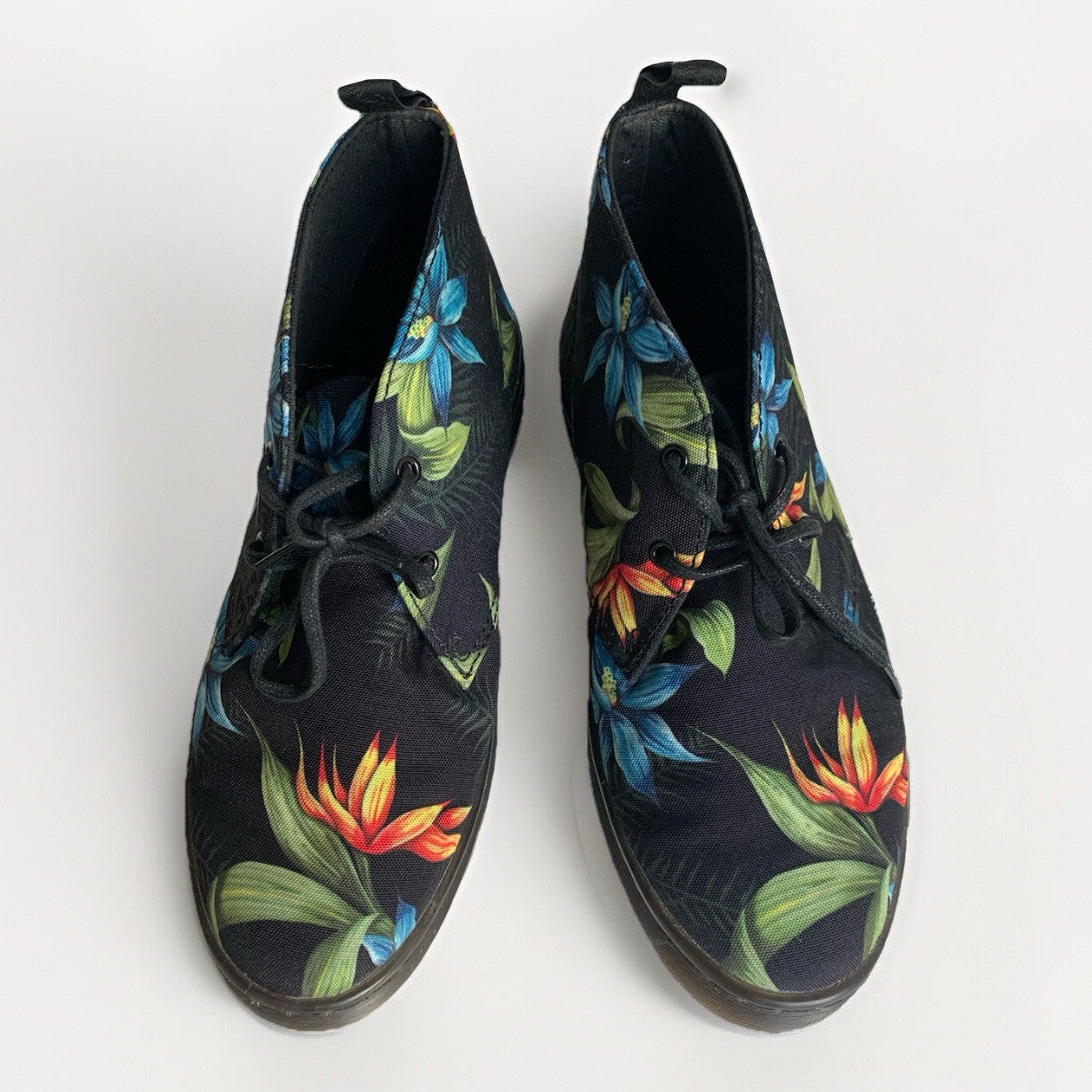 dr-martens-daytona-sneaker-floral-38-von-oben