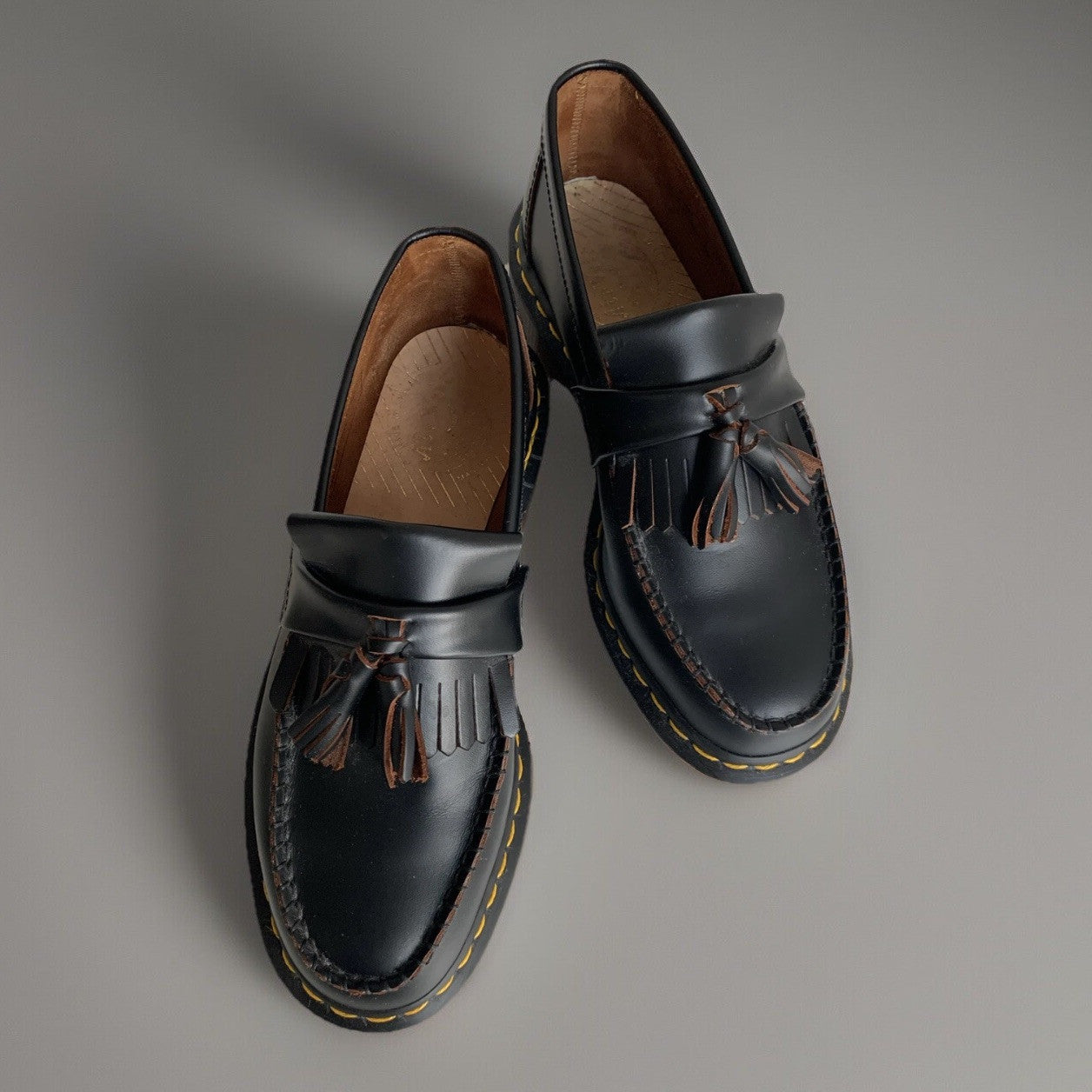 dr-martens-loafers-komplettansicht