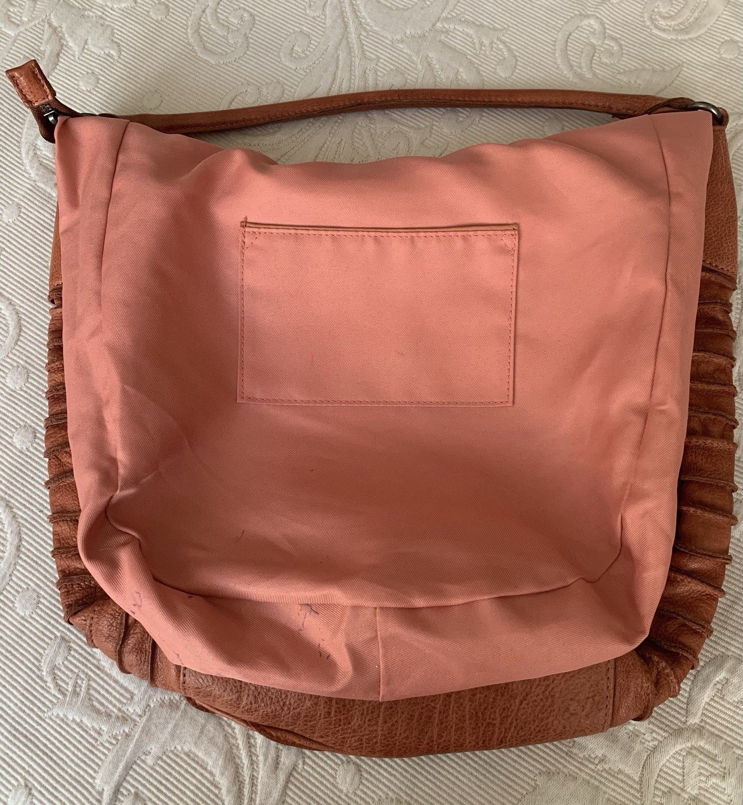 Innenfach der FREDsBRUDER Leder Schultertasche