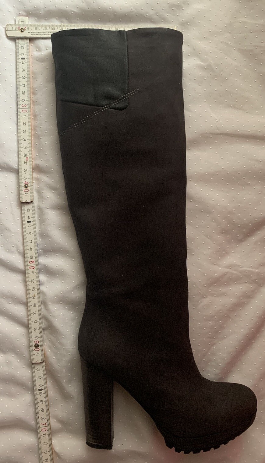 Seitenansicht der G-Star RAW Damenstiefel aus Echtleder mit hohem Blockabsatz mit messung