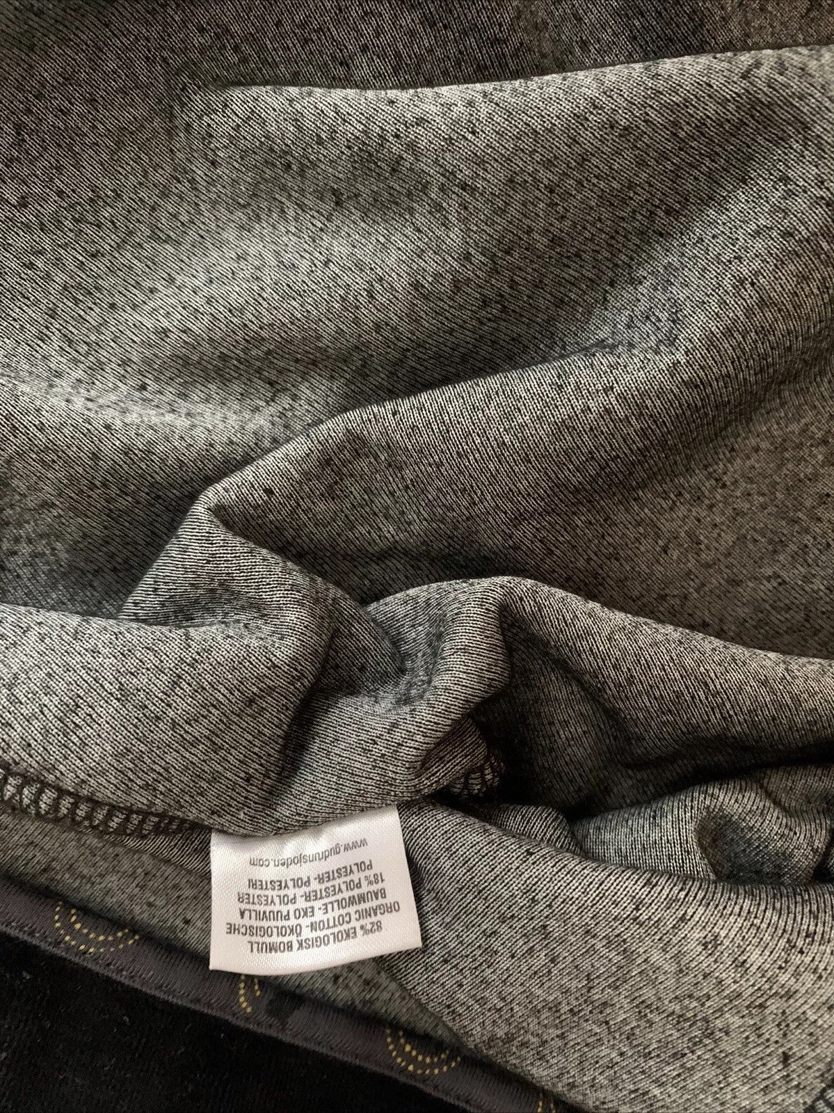 Materialangabe am Gudrun Sjöden Damenkleid