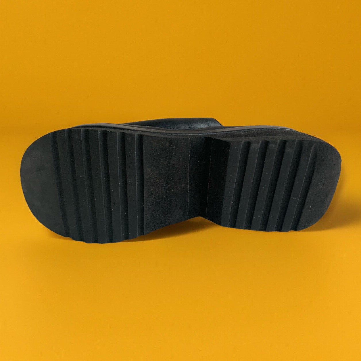 harley-davidson-vintage-plateau-flipflops-schuhe-schwarz-logo-gr41 sohle