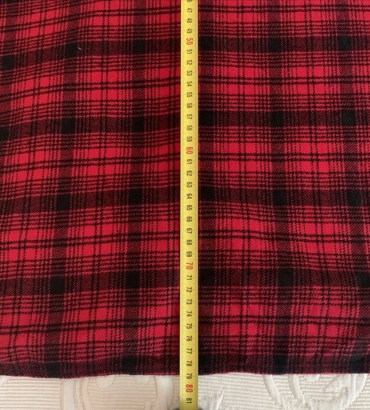 levis-fresh-leaves-hooded-hemd-rot-schwarz-laenge ruecken