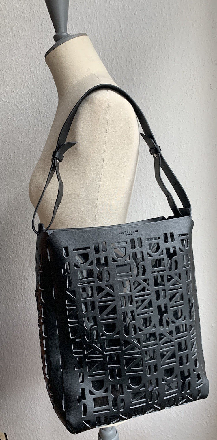 liebeskind-berlin-shopper-schwarz-rueckseite