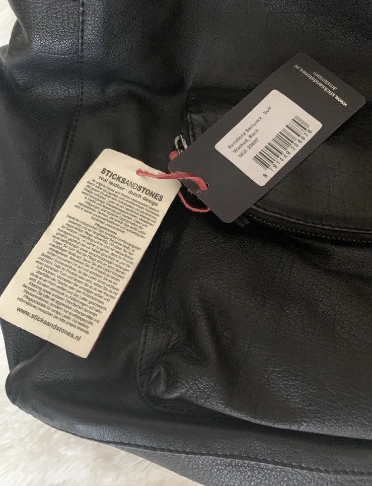 sticksandstones-rucksack-damen-leder-schwarz-etikett