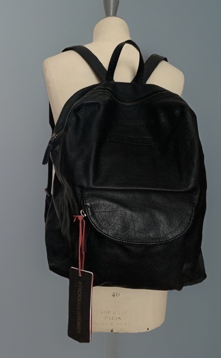 sticksandstones-rucksack-damen-leder-schwarz-freisteller