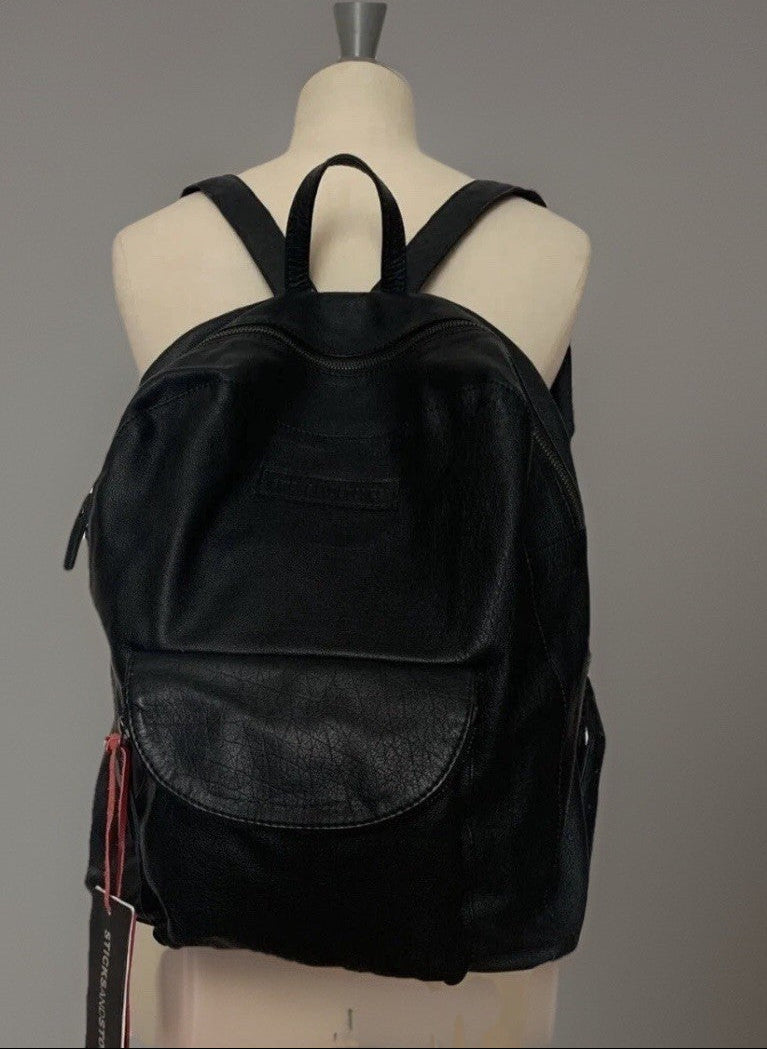 sticksandstones-rucksack-damen-leder-schwarz-vorne