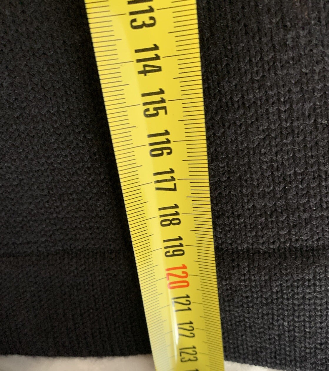 Maßband Länge Strickmantel 123 cm