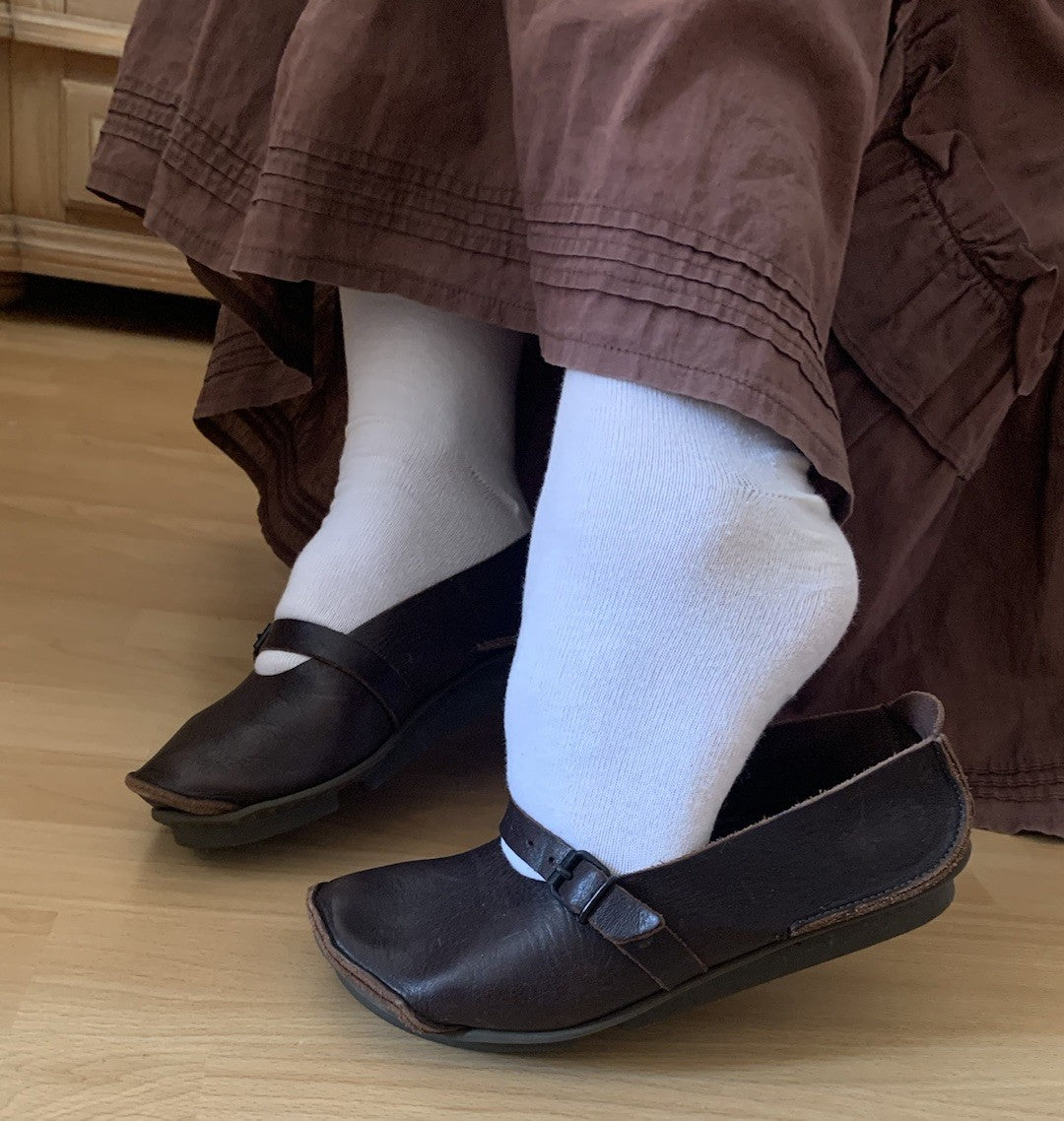 trippen-ballerinas-damen-36-dunkelbraun-lagenlook-tragebild am fuss