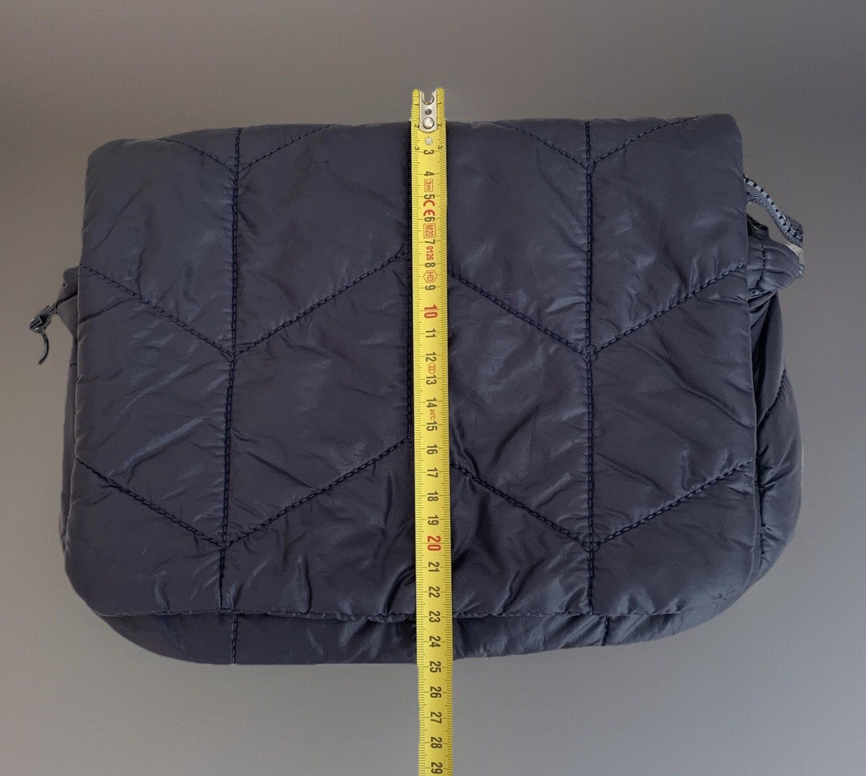 Maßaufnahme der U.S. Polo Assn. Crossbody Umhängetasche Höhe
