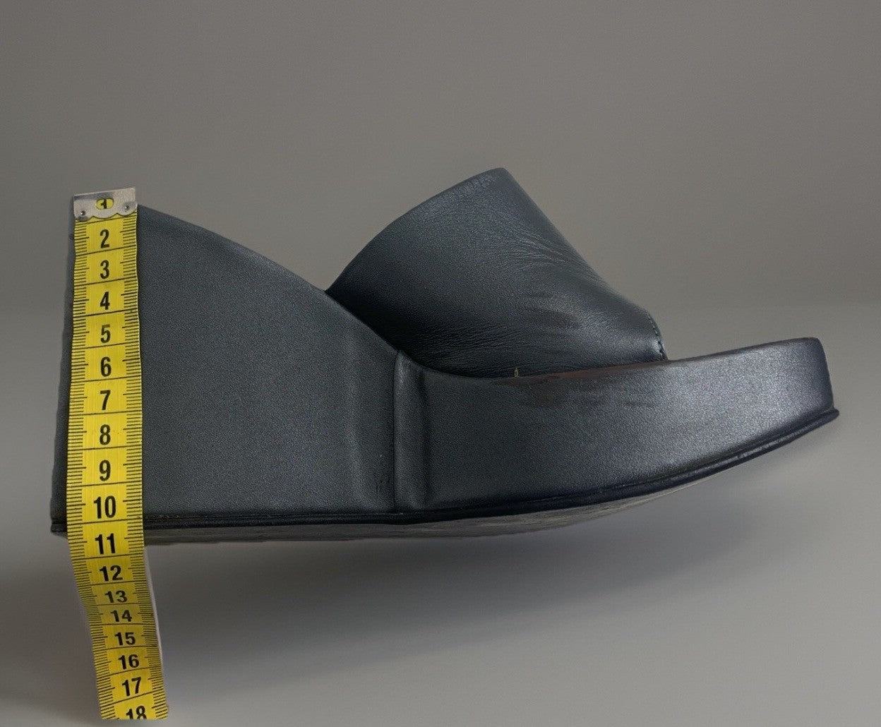 vera-pelle-plateau-mules-damen-37-messung-absatz